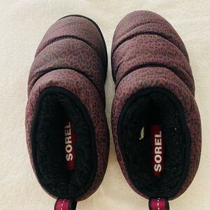 Sorel slippers